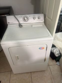 Maytag Dryer works perfectly