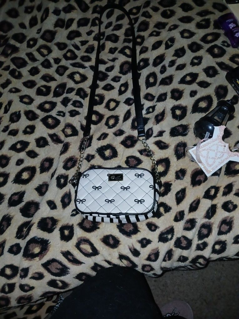 Betset Purse