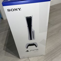 BRAND NEW NEVER OPENED PS5 Sealed 