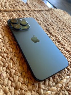 Iphone 15 Pro in Mint condition like new
