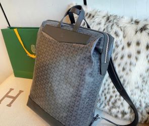 Goyard bag black
