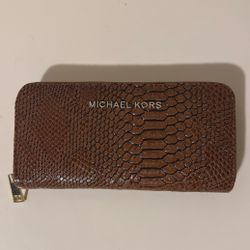 Michael Kors wallet