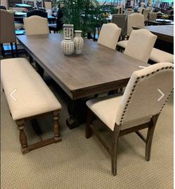 New 6pc. Dining table set