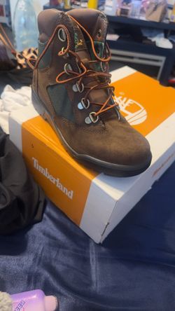 Timberlands size 4 grade school