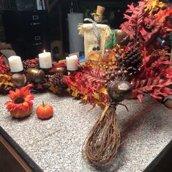 Thanksgiving /Harvest Center Piece