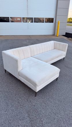 Cream Sectional Sofa with Chaise