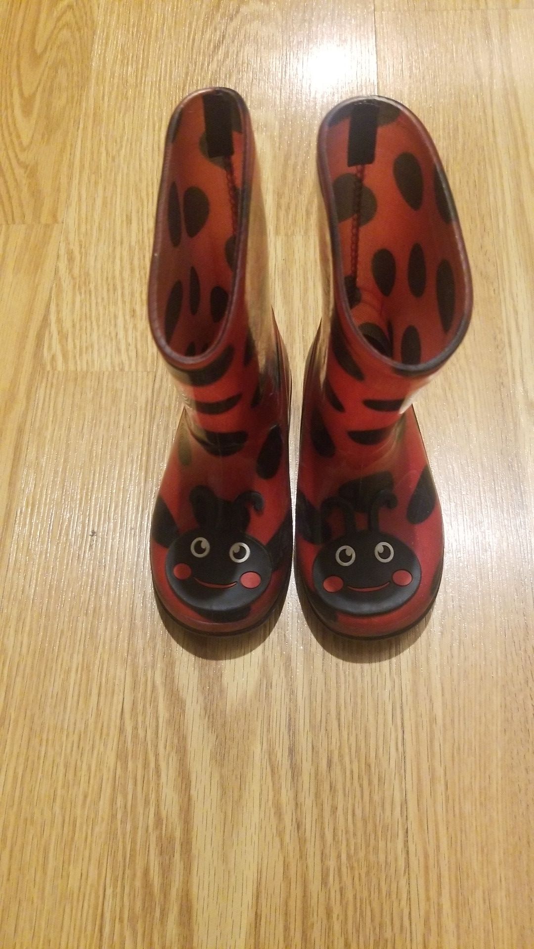 Size 7 rain boots