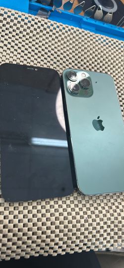 iPhone 13 ProMax Screen