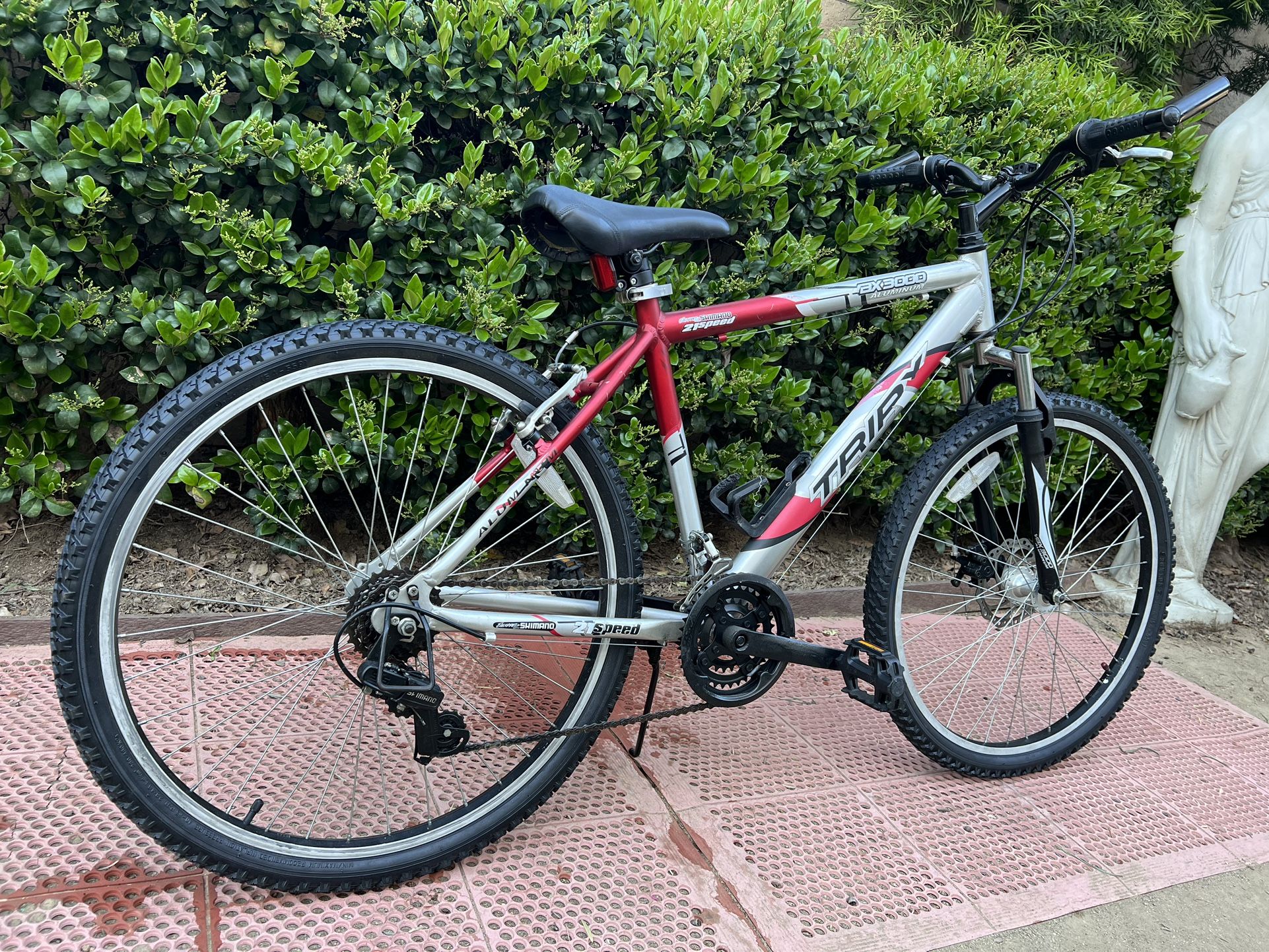 Triax Shimano Triax 21 Speed Aluminum Mountain Bike Triax 21 Speed