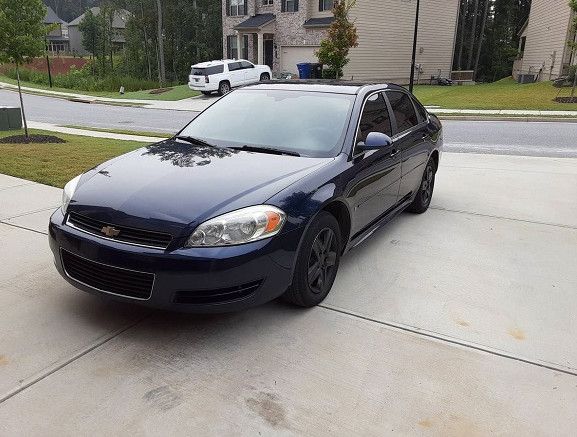 $8oo 2oo9 Chevy Impala fwd 102k miles 6cyl