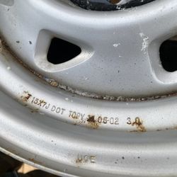 4 Truck Rims Size 15X7J DOT TORY 0502 3,0