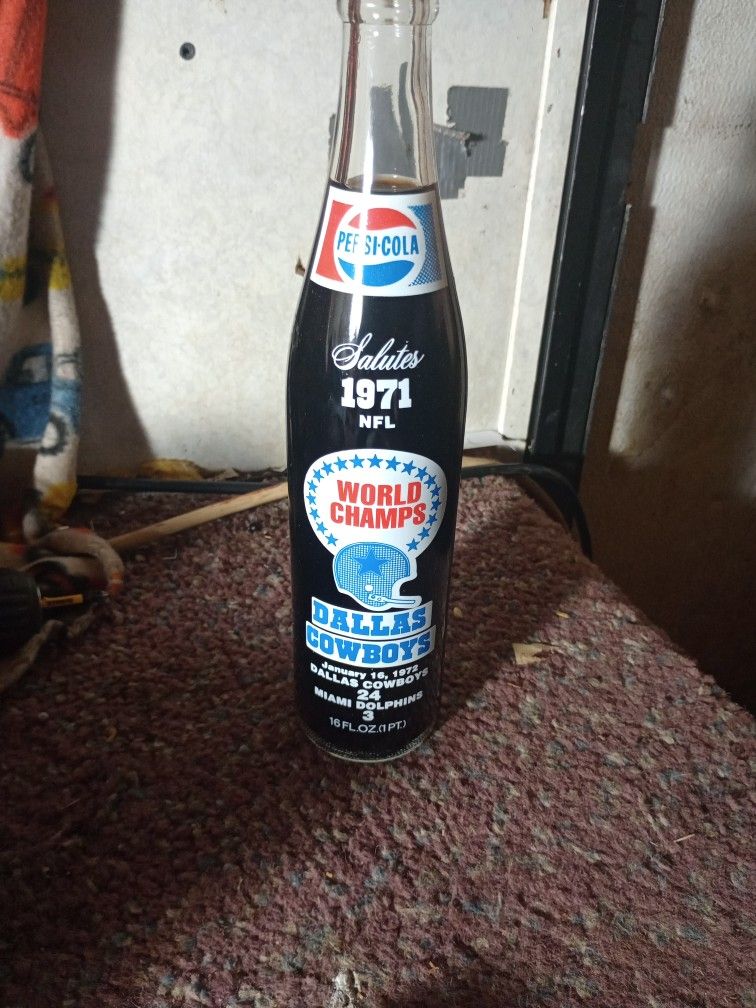 1971 Pepsi Unopened Bottle Cowboys World Champs