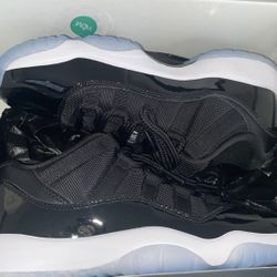 jordan 11s size 5.5