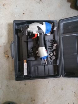 Nail Gun And Brad Nailer