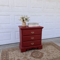 Vintage Bassett 3-Drawer Nightstand – Hand-Refinished Deep Burgundy