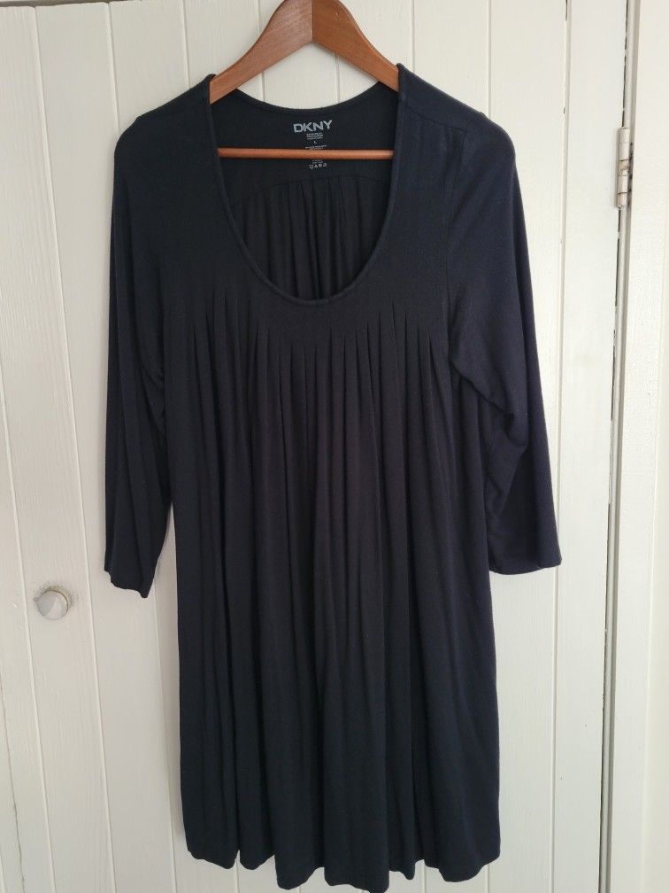 Black Knee Length 3/4 Sleeve Maxi Dress
