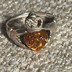 Vintage Sterling Baltic Amber Claddagh Ring Size 8.5