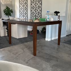 Dining Pub Table With 6 Chairs.