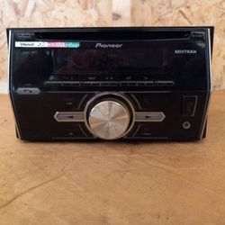 Pioneer Car Radio