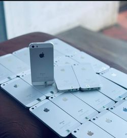 iPhone SE Unlocked / Liberado 😃