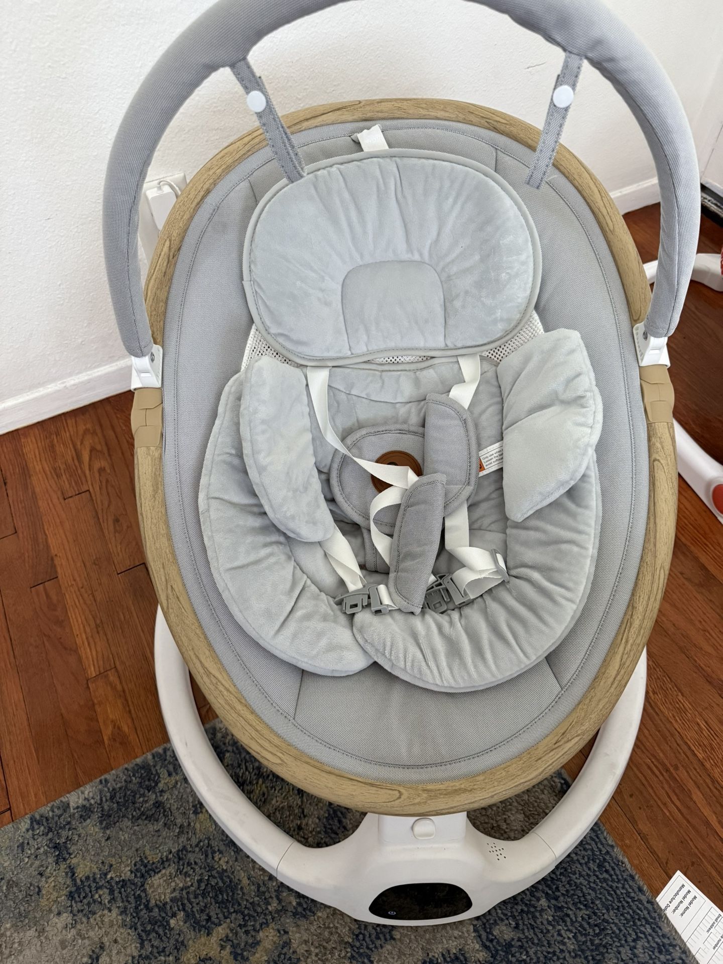 Baby swing