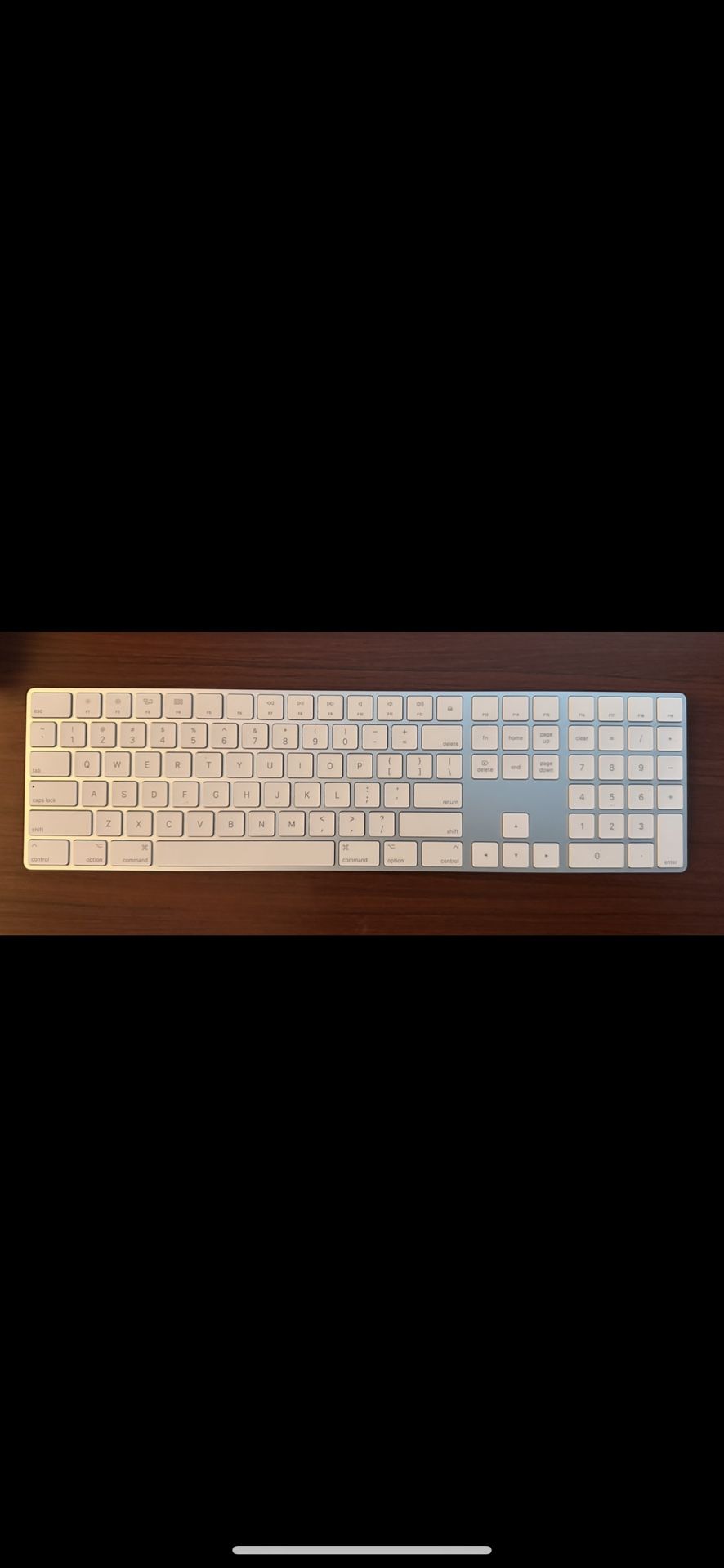 Apple Keyboard 
