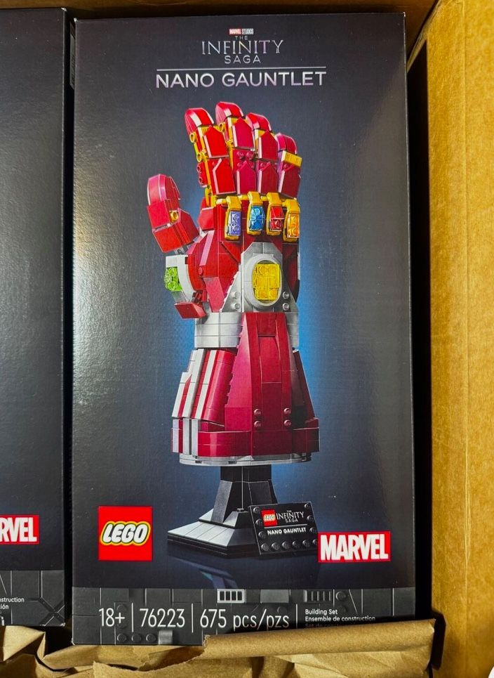 Iron man Lego Gauntlet