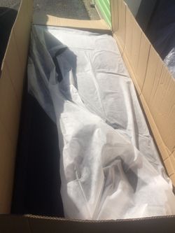 Almost new right arm couch