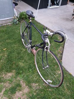 Vintage Raleigh Road Bike 10 Speed New Chain Everything Good Ready To Ride Light Weight