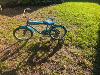 Vintage Roadmaster Jr. Kids Bicycle with Training Wheels