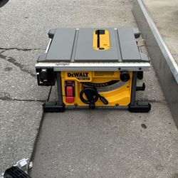 New Dewalt Cordless Table Saw 8 1/4 Inch 