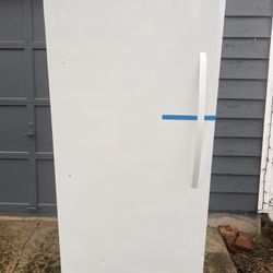 Freezer/refrigerator 
