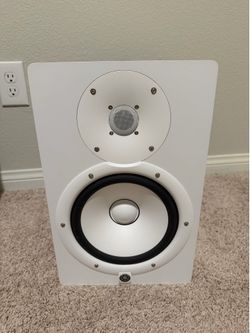 YAMAHA HS8 8-Inch Powered Studio Monitor Speaker (White)