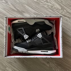 black canvas 4s (4.5Y/6women)