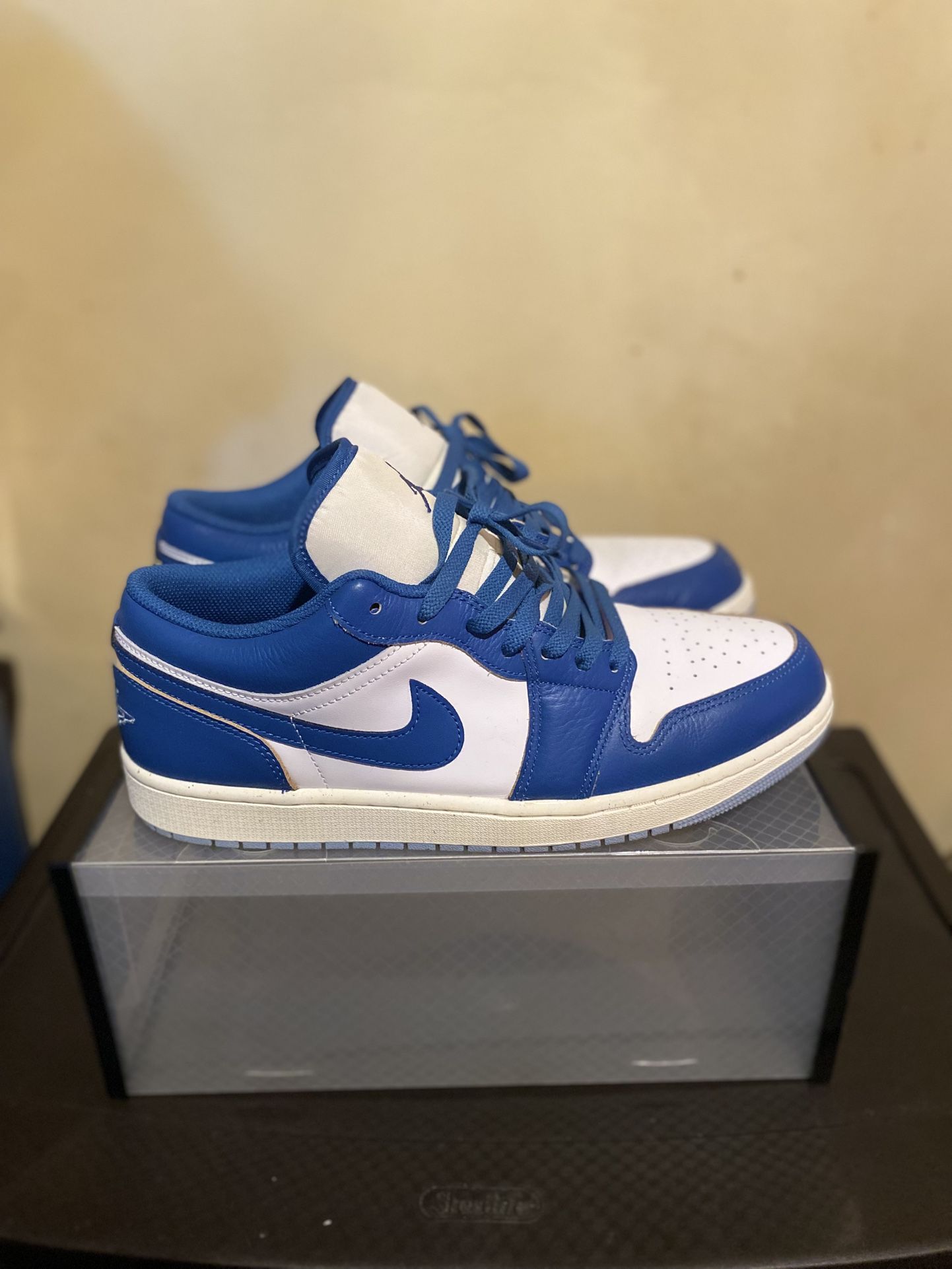 Jordan Retro 1 Low Se “industrial Blue” Sz12
