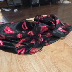 New Lips Scarf Valentines Black Red Lips With Gift Bag
