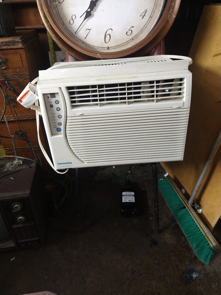 Fedders 5000 BTU Air Conditioner