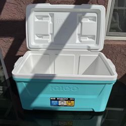 IGLOO 48QT Cooler Ice Chest – Very Clean, Made in USA
