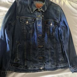 Women’s Levi Jean Jacket Size 2x
