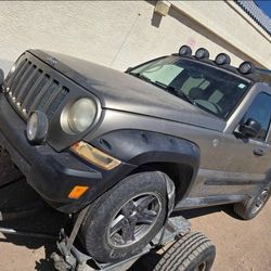 Jeep Liberty  2006 Parts