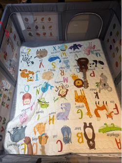 Play pen for babies