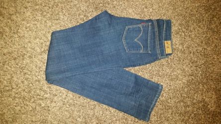 Levis jeans