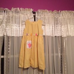 Girl dress size 10