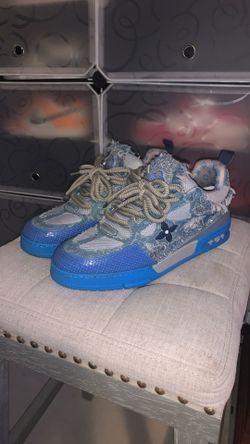 Lv Skates Sz 11