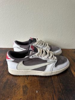 Jordan 1 Low Travis Scott Size 8 Men’s