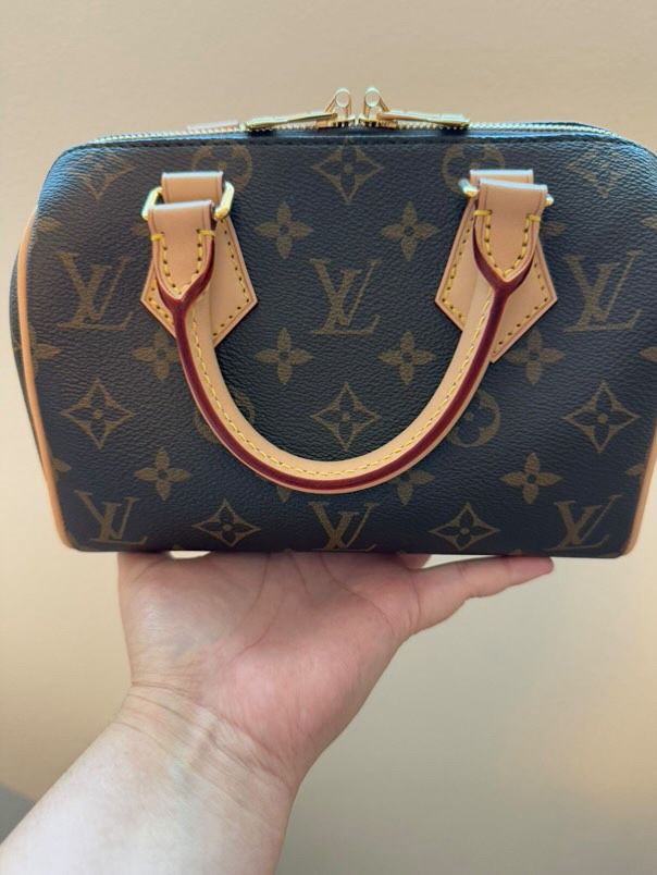New LV Speedy 20 Monogram