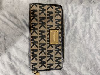 Michael Kors wallet