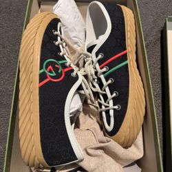 Gucci Shoes Size 6 1/2