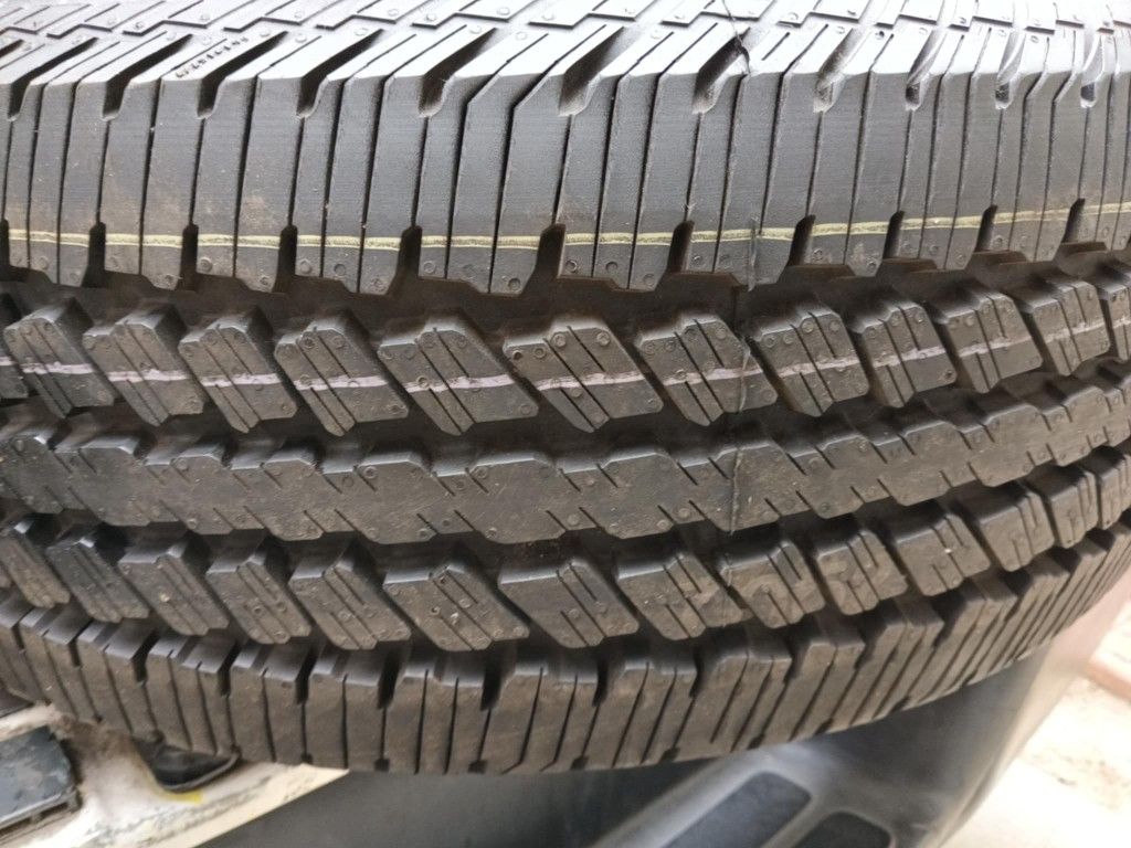 275 65 18 10 Ply H.D. Tires Only 2