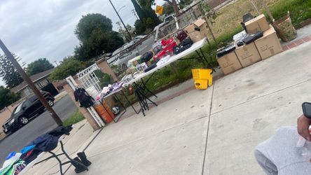 Garage sale 2026 s baker st Santa Ana 92707